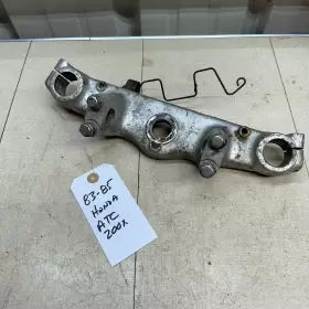 53230-965-000 HONDA Triple Clamp Fork Top Bridge Handlebar #2