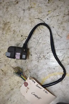 4BD-83973-10-00 YAMAHA Switches 250 2WD Bear Tracker