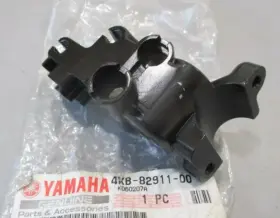 4KB-82911-00 YAMAHA Nos Lever Holder YFZ350 Banshee